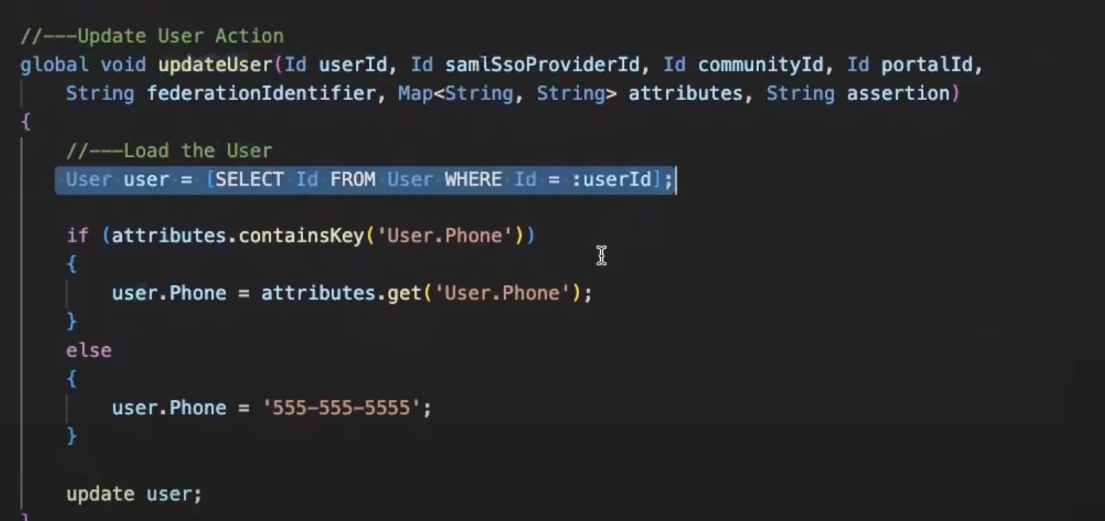 Apex-kode: metoden updateUser, der indlæser brugeren og opdaterer telefonnummeret ud fra SAML-attributterne
