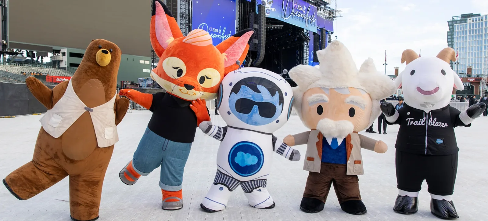 تمائم Salesforce: Codey وBrandy وAstro وEinstein وAppy في Dreamforce